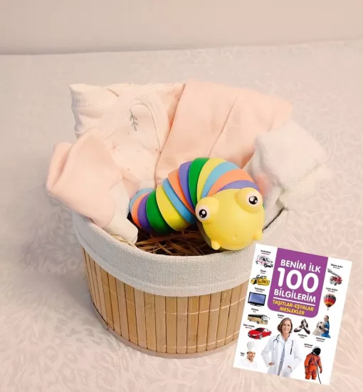 Yenidoğan Hediye - İki Dilli Erken Öğrenme & İlk Konfor Lüks Seti  Benim İlk 100 Bilgilerim Taşıtlar Eşyalar Meslekler (Yuvarlak Hasır Sepet & Tak Çıkar Tırtıl)  Grupsal Ofis